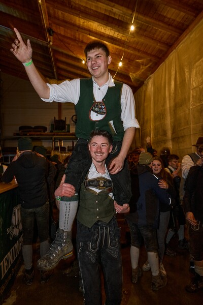 schnalzen-25-02-16-19-16-29