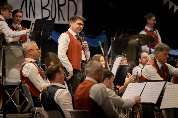 skl-25-04-12-21-23-16