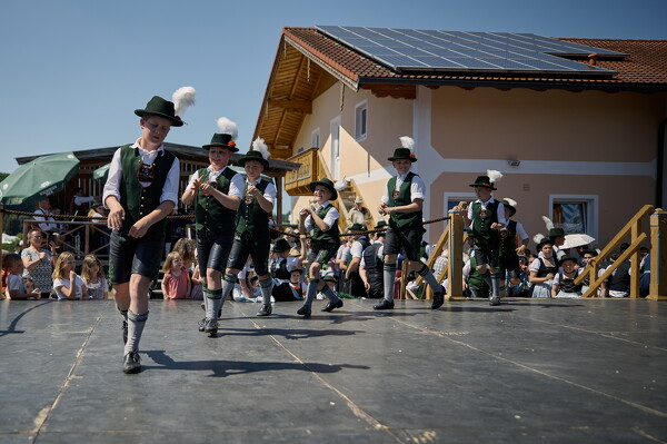 gtev-mb-25-05-01-13-28-25