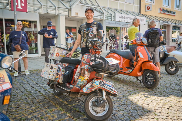 vespa-25-06-22-10-53-35