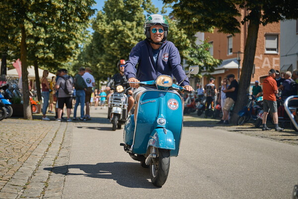 vespa-25-06-22-10-57-40