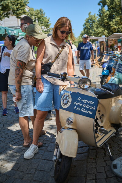 vespa-25-06-22-11-38-07
