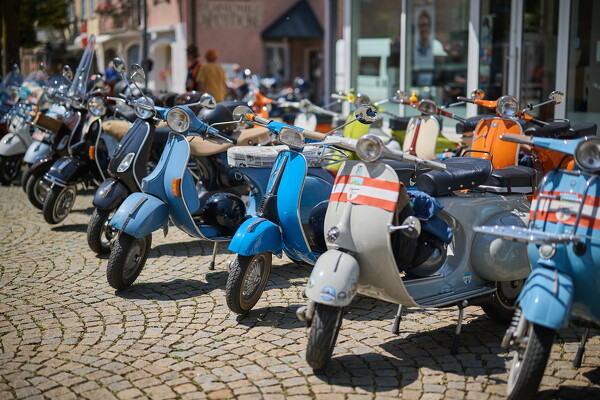 vespa-25-06-22-11-44-06
