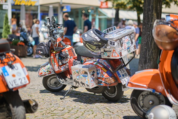 vespa-25-06-22-11-54-09