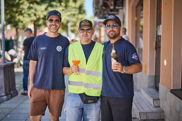 vespa-25-06-22-11-54-49