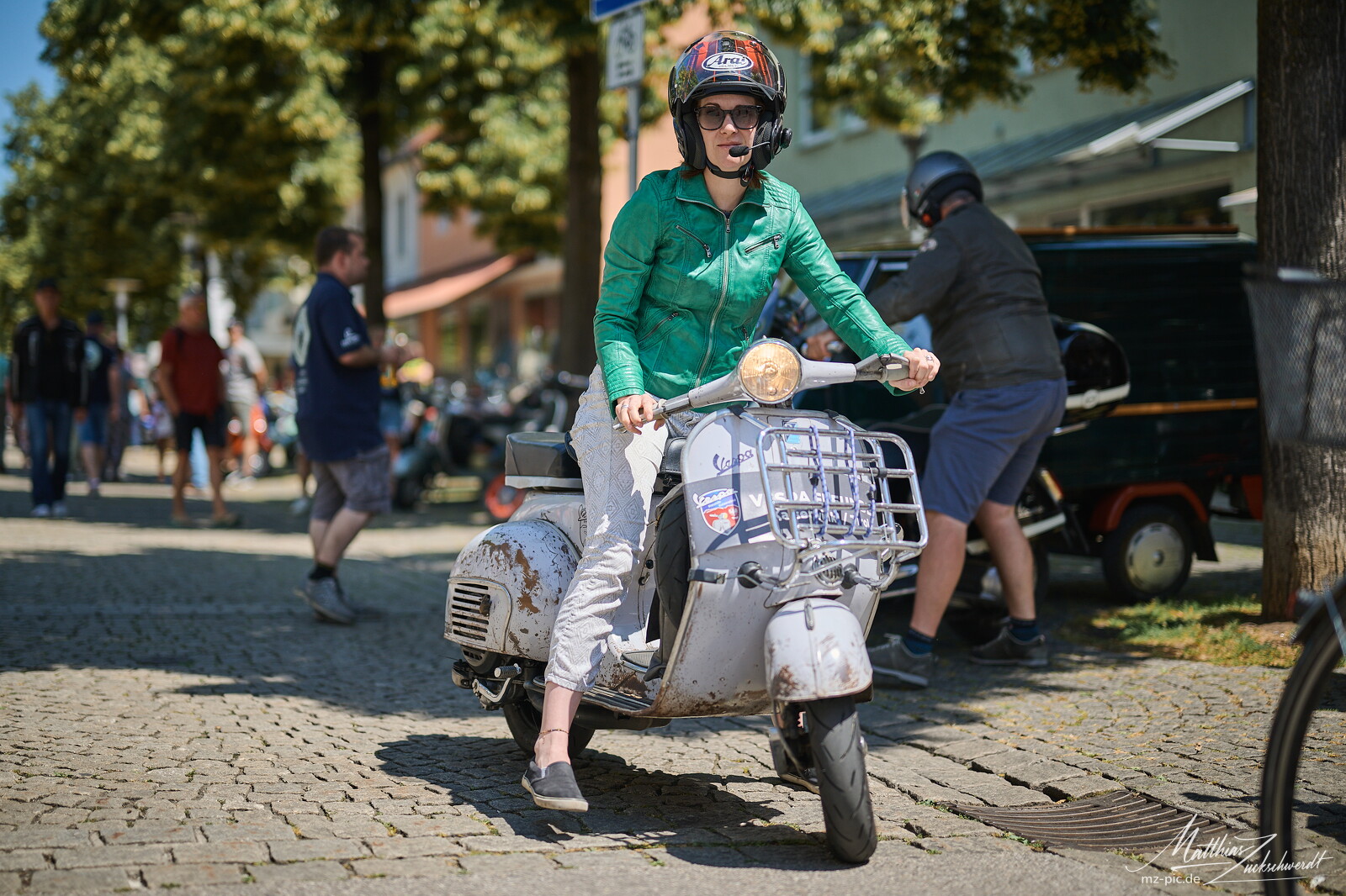 vespa-25-06-22-12-05-51.jpg