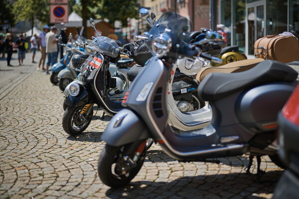 vespa-25-06-22-12-06-41