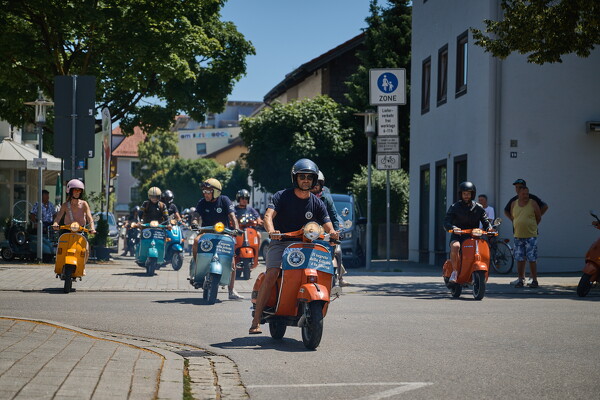 vespa-25-06-22-12-50-50