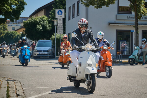 vespa-25-06-22-12-51-04