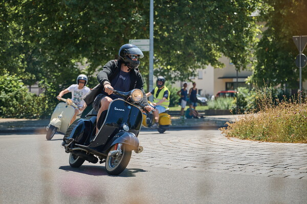 vespa-25-06-22-12-59-30