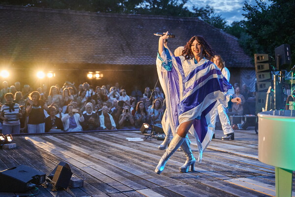 abba-web-25-07-12-21-27-54
