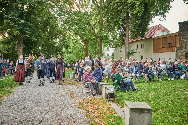 skl-25-07-17-20-33-04