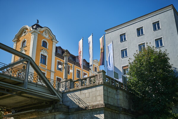 lf-25-10-01-11-48-10