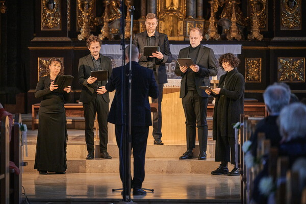 chor-25-10-12-18-14-21