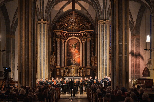 chor-25-10-12-18-51-37