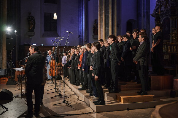 jm-25-10-17-20-17-08