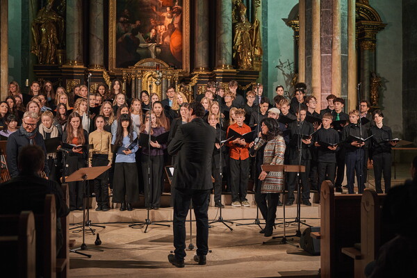 jm-25-10-17-20-24-05