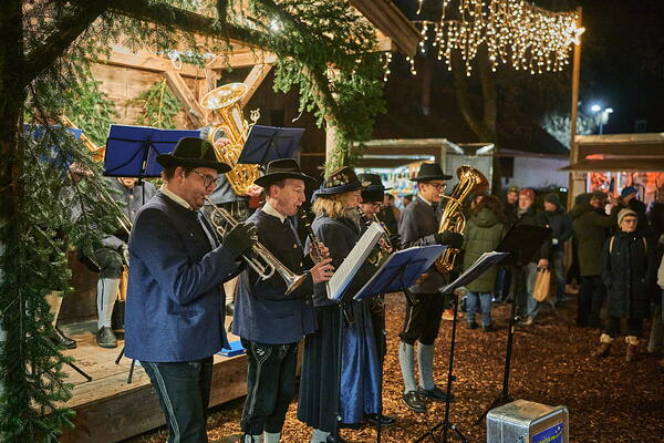 cm-25-11-29-18-06-45