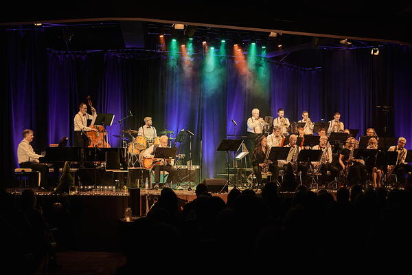 bb-25-12-13-21-24-29