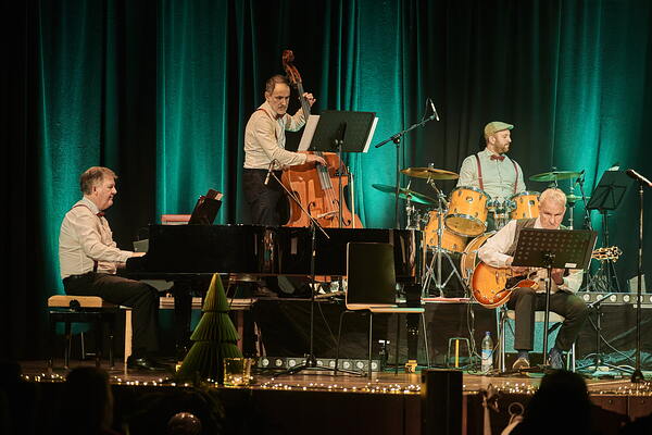 bb-25-12-13-21-25-15