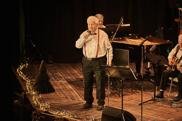 bb-25-12-13-21-45-18