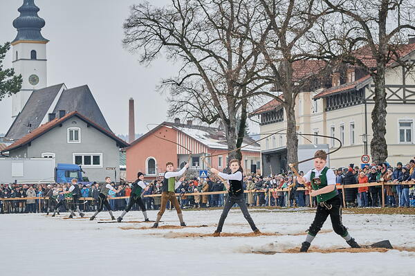 schnalzen-26-02-01-13-44-54