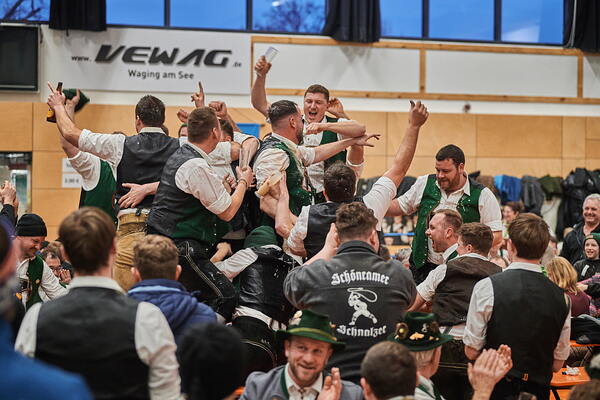 schnalzen-26-02-01-17-19-27